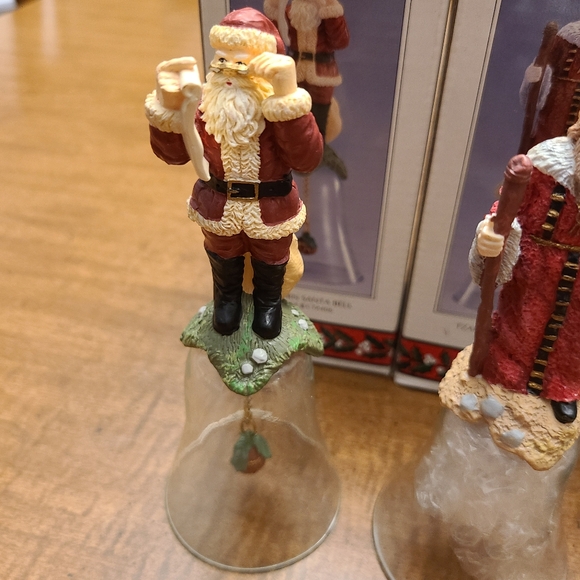 Vintage Christmas Bells - Picture 4 of 7